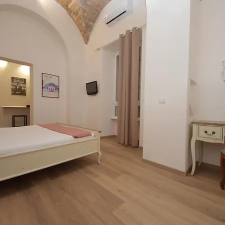 Ych-lovely Near Termini Station * Roma