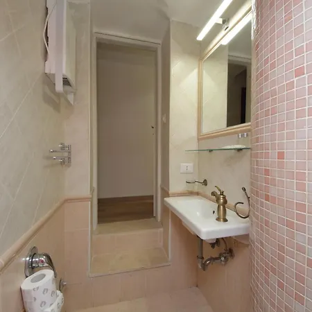 Appartamento Ych-lovely Near Termini Station Roma